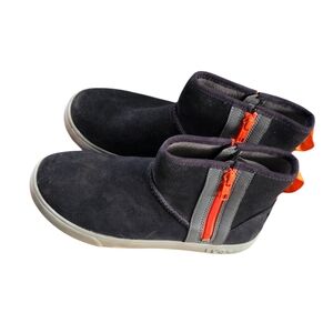 UGG Kids Alder Sneaker Boot Navy And Gray Boots with Orange Zipper Size 3